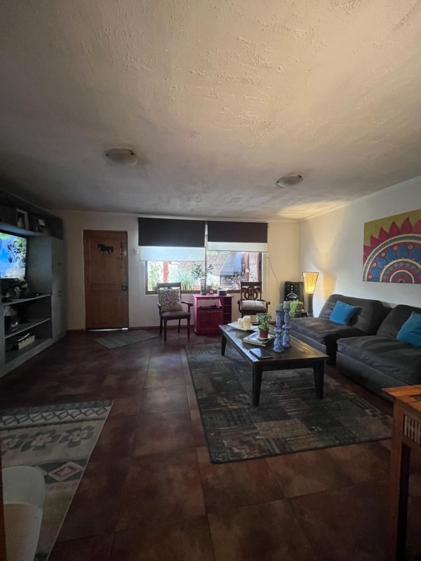 Se Vende Casa en un Muy Buen Sector!!!