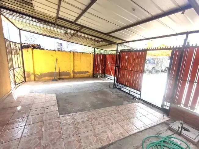 Se Vende Casa en el Sector de la Vara