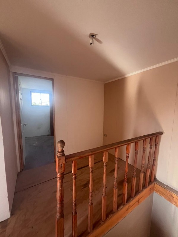 Se Vende Amplio Terreno Con Dos Casas