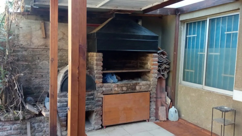 Se Vende Amplia Casa en Santa Filomena de Nos