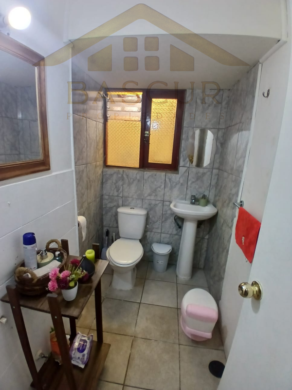 Excelente Casa Sólida 2 Pisos 4D 2B Zona Centro de Quilpué