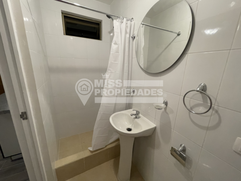 Arrienda Mini Departamento Amoblado Sector Sur