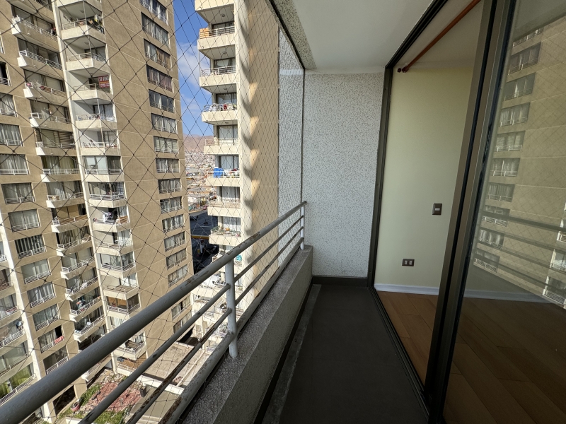 Se Arrienda Departamento Piso 11 Sector Centro Norte