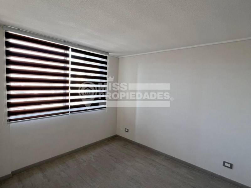 Se Arrienda Departamento en Edificio Ossa