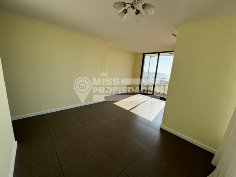 Se Arrienda Departamento Piso 11 Sector Centro Norte