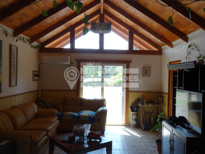 Se Vende Parcela Con Casa | Entorno Natural y Privado