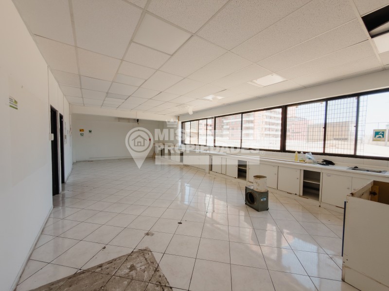 Arriendo | 4° Piso Corporativo en Edificio Matta