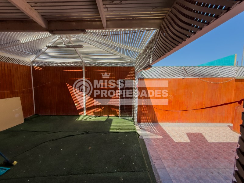 Se Vende Amplia Casa | Excelente Ubicación y Gran Metraje