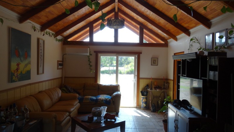 Se Vende Parcela Con Casa | Entorno Natural y Privado
