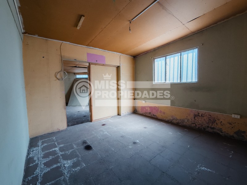Se Vende Casa Con Local Comercial