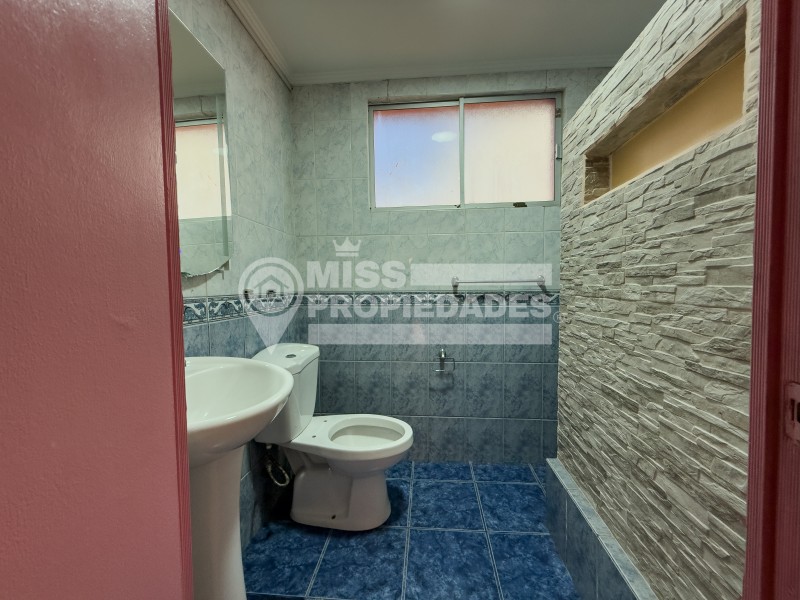 Se Vende Amplia Casa | Excelente Ubicación y Gran Metraje