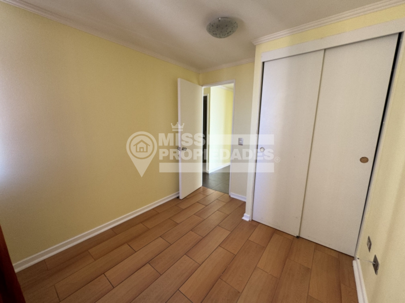 Se Arrienda Departamento Piso 11 Sector Centro Norte