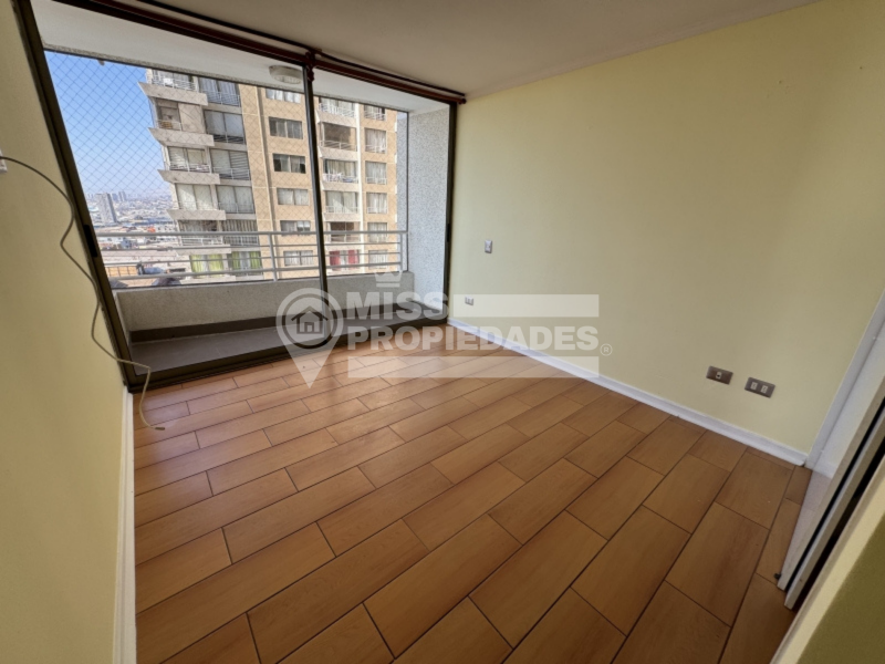 Se Arrienda Departamento Piso 11 Sector Centro Norte