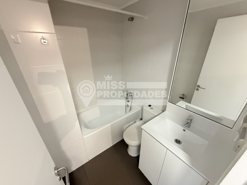 Se Arrienda Departamento en Edificio Maiten