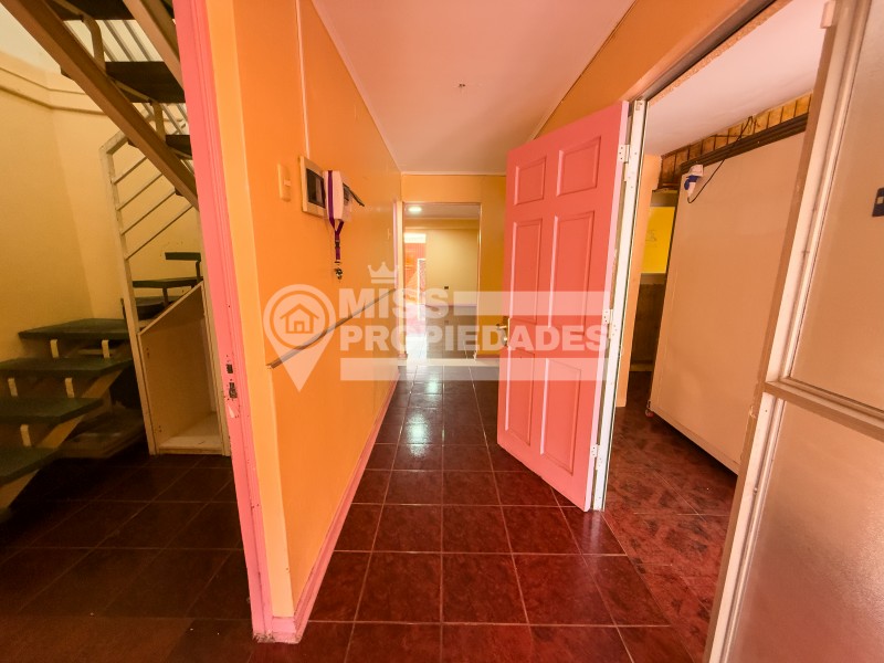 Se Vende Amplia Casa | Excelente Ubicación y Gran Metraje