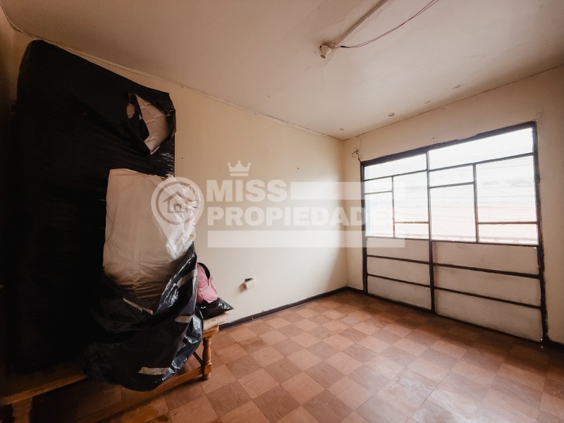 Se Vende Local Comercial – Capitán Carlos Condell