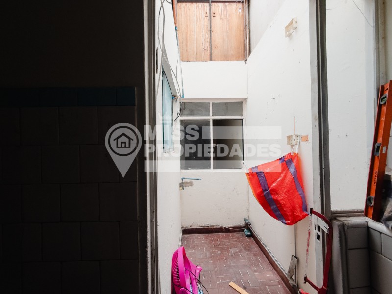 Se Vende Local Comercial – Capitán Carlos Condell