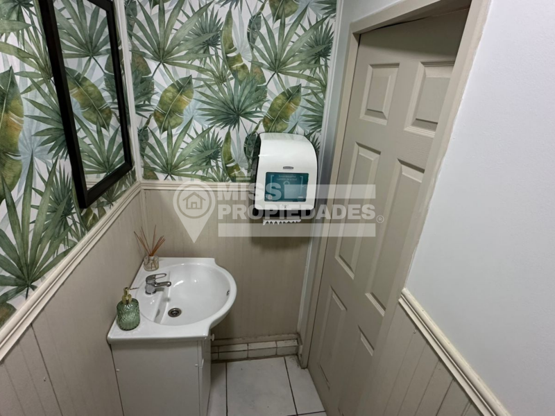 Se Vende Derecho A Llave de Local Comercial