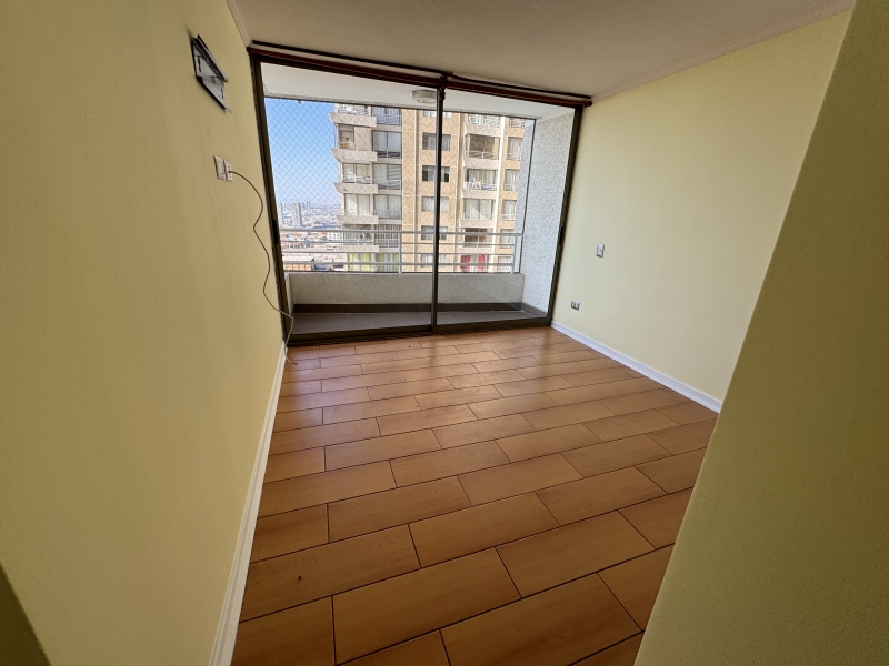 Se Arrienda Departamento Piso 11 Sector Centro Norte