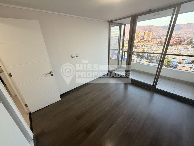 Se Arrienda Departamento en Edificio Maiten