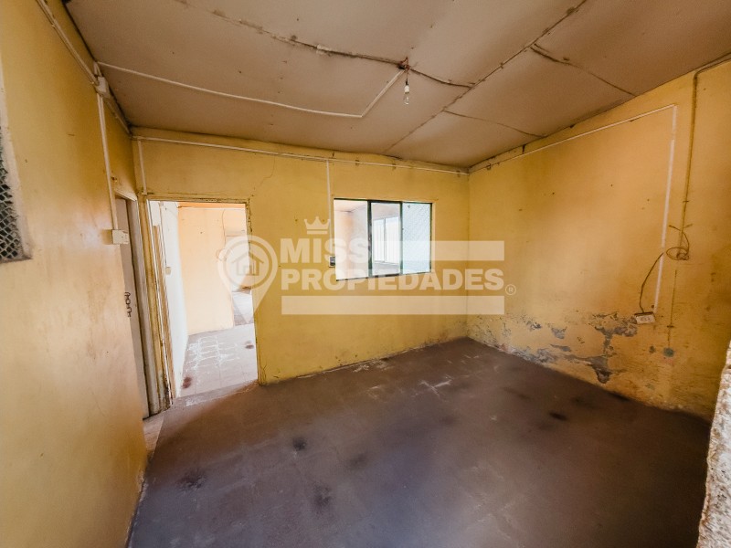 Se Vende Casa Con Local Comercial