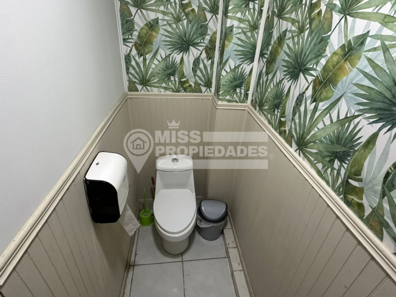 Se Vende Derecho A Llave de Local Comercial