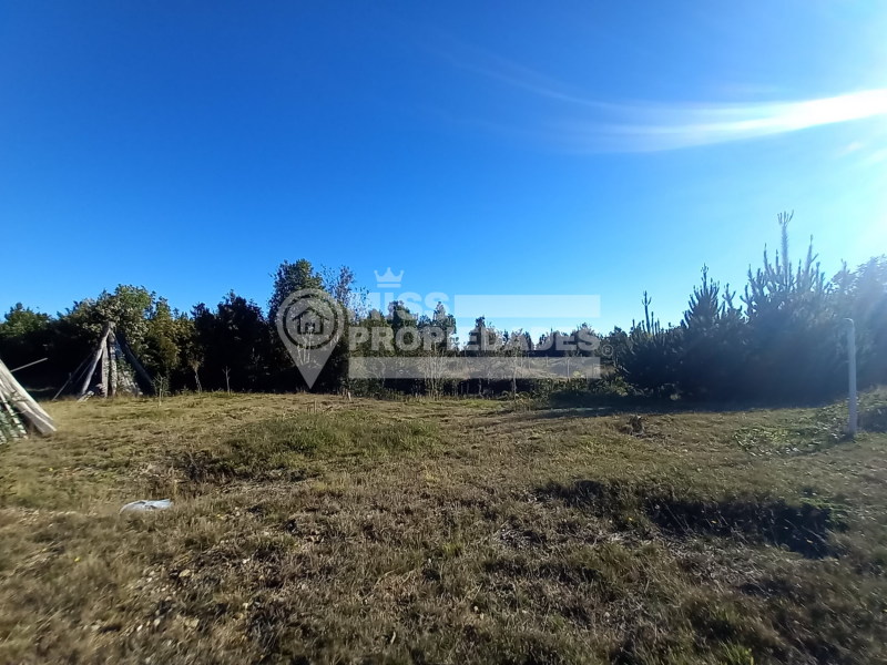 Fotografía de Se Vende Parcela Con Casa en Colaco