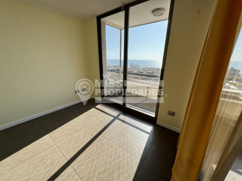 Se Arrienda Departamento Piso 11 Sector Centro Norte