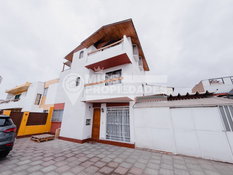 SE VENDE CASA - Sector Sur