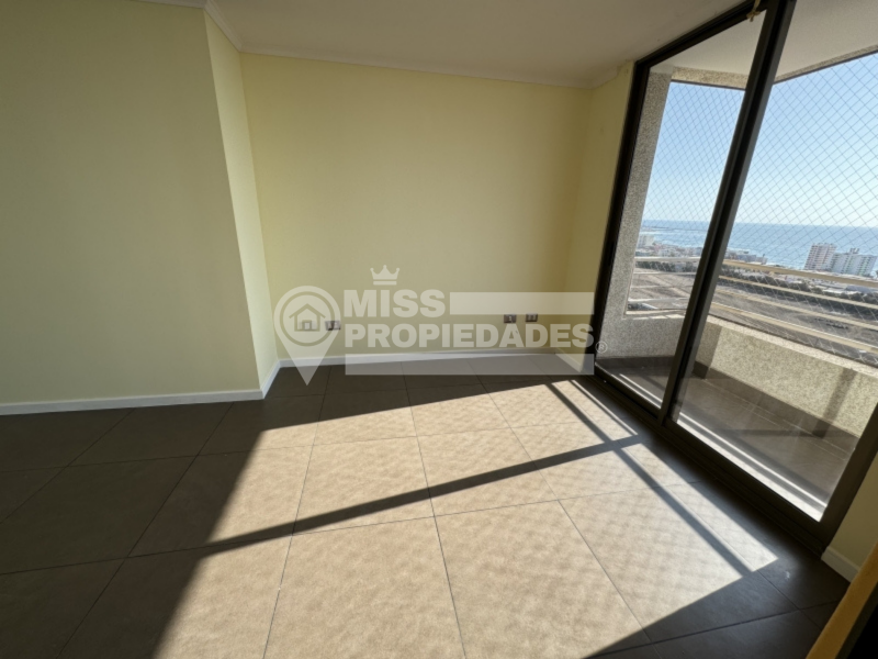 Se Arrienda Departamento Piso 11 Sector Centro Norte