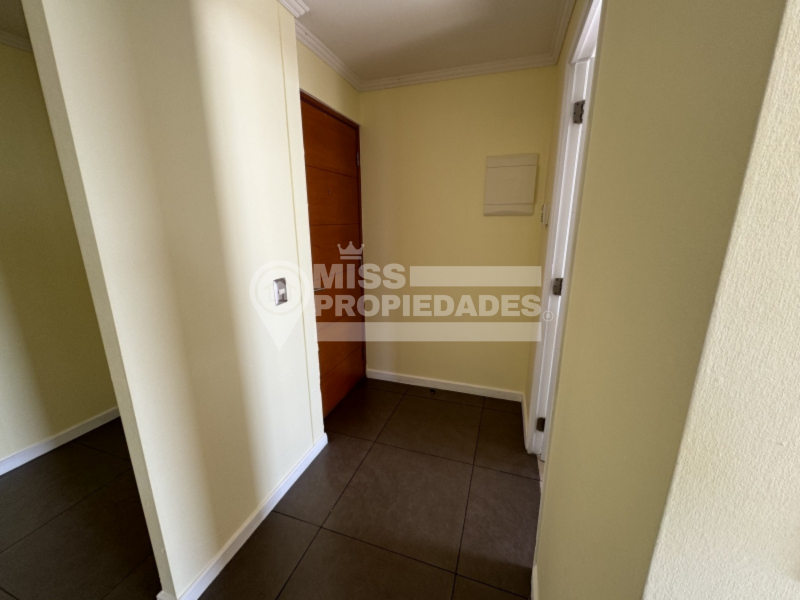 Se Arrienda Departamento Piso 11 Sector Centro Norte