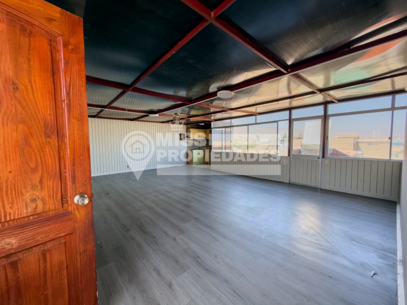 Se Vende Amplia Casa | Excelente Ubicación y Gran Metraje