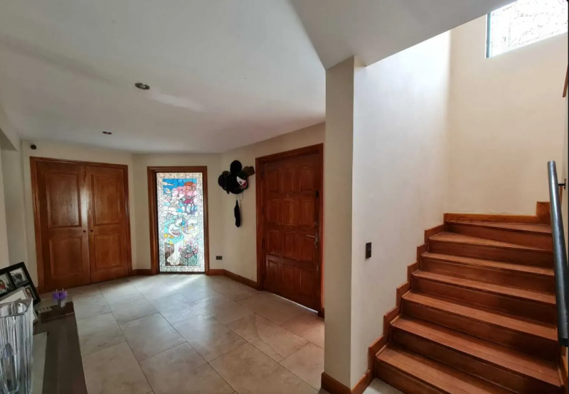 Vendo Casa 6D - 6B San Damian, las Condes