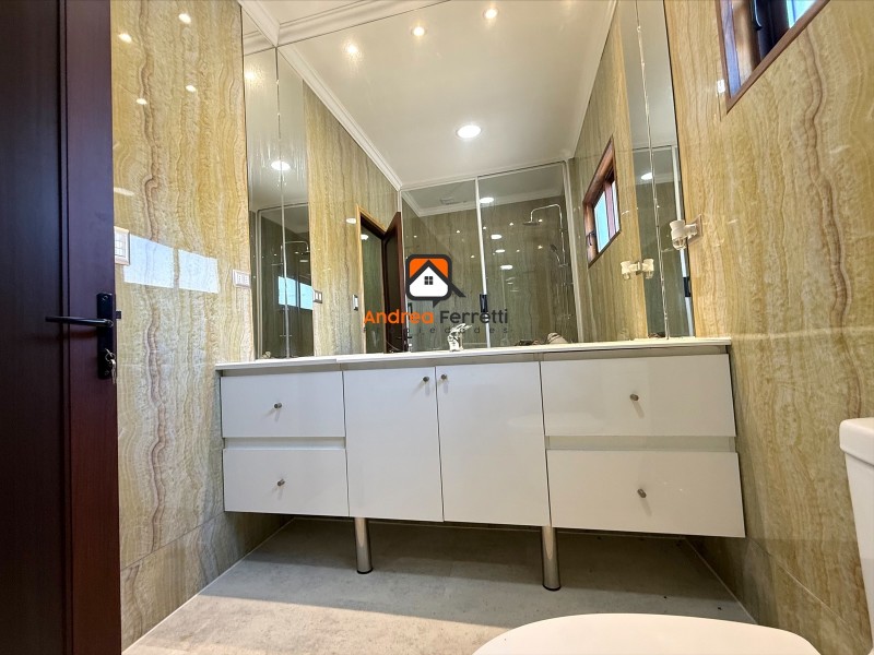 Venta en Sector Avenida España, Curicó. Exclusiva Propiedad