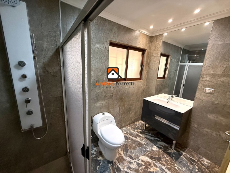 Venta en Sector Avenida España, Curicó. Exclusiva Propiedad