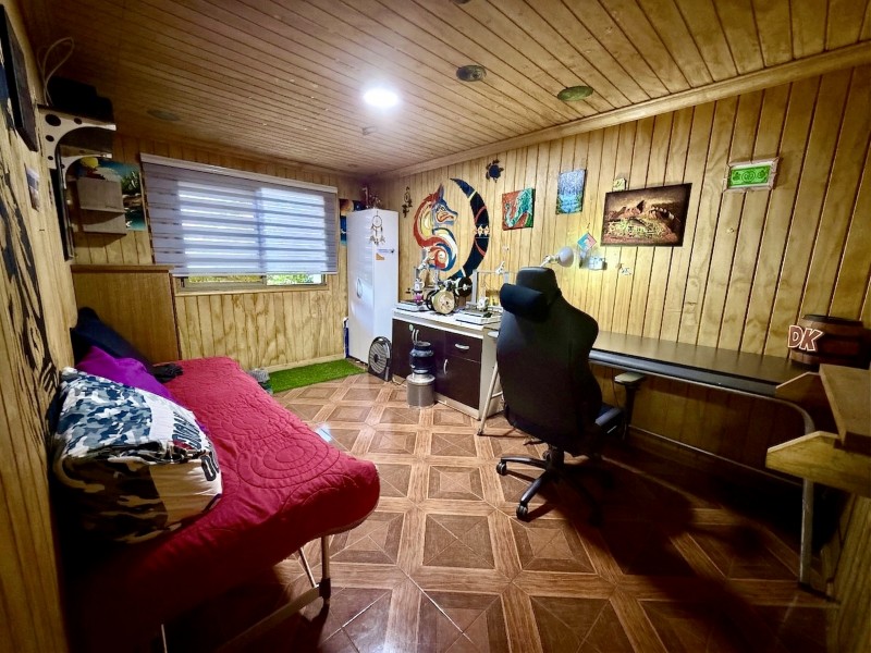 Venta — Casa 5 Dorm. + Oficina | Condominio Cordillera