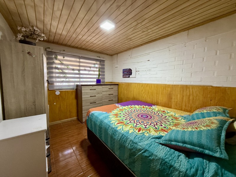 Venta — Casa 5 Dorm. + Oficina | Condominio Cordillera