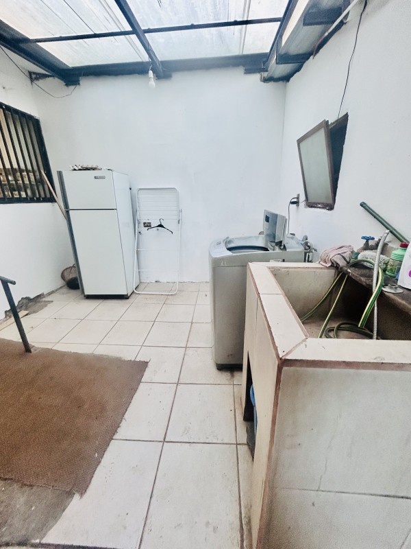 Arriendo Excelente Propiedad Uso Comercial