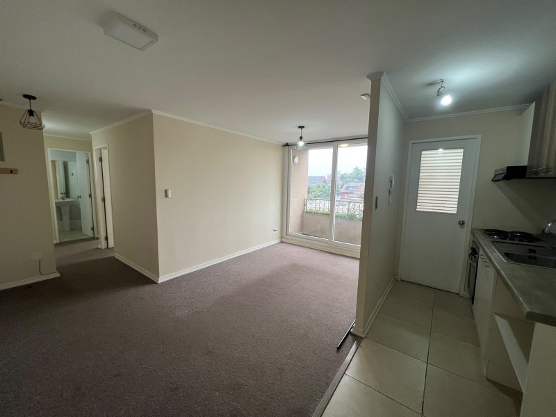 Arriendo Excelente Departamento en Sector Norte, Condominio