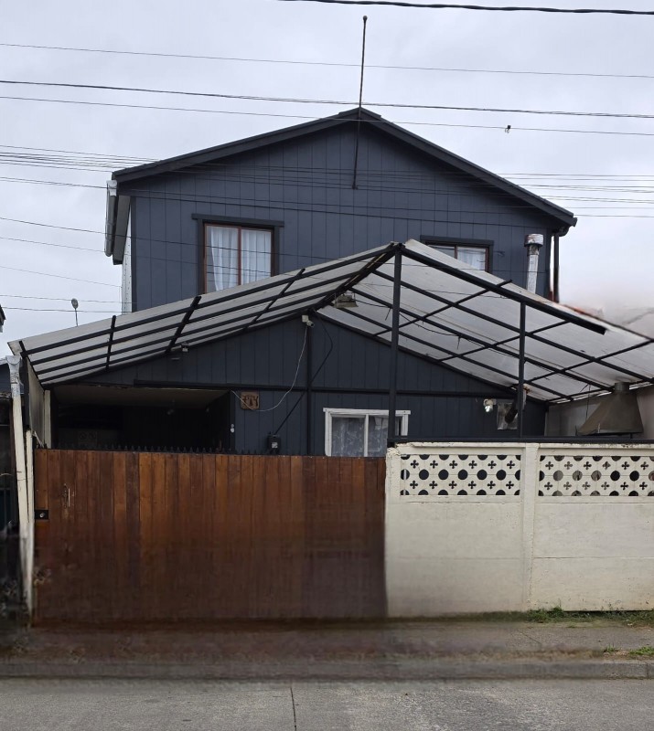 Fotografía de Confortable Casa A Pasos de Locomoción, Cesfam en Guacamayo
