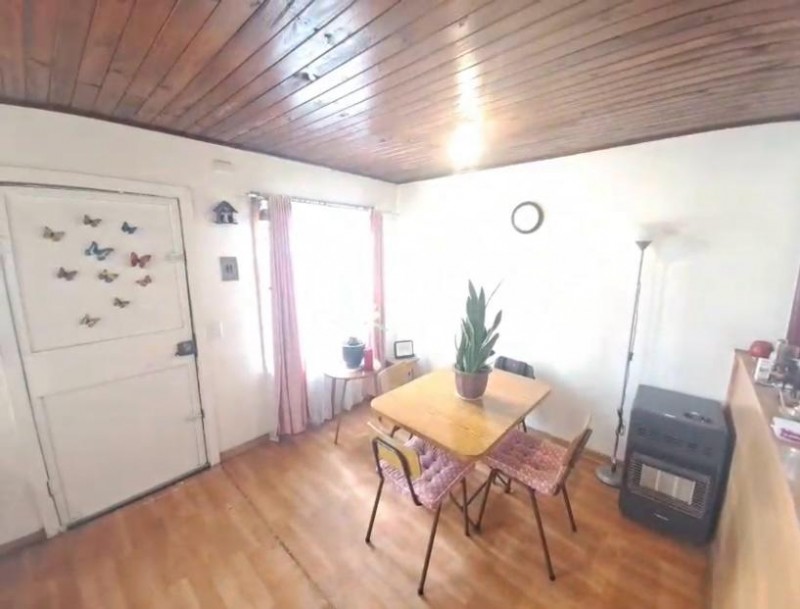 Acogedora Casa, Estilo Cabaña en Cerro Alegre.