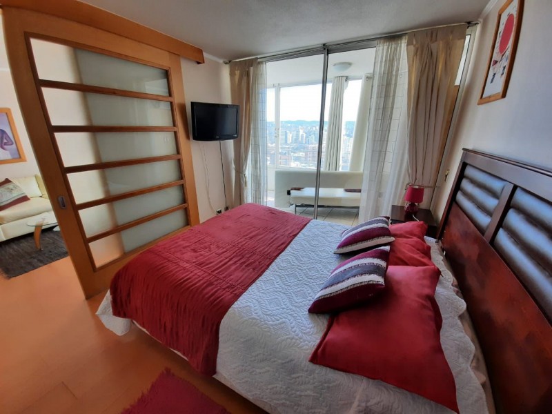 Hermoso Departamento Semi Amoblado en Viña del Mar.