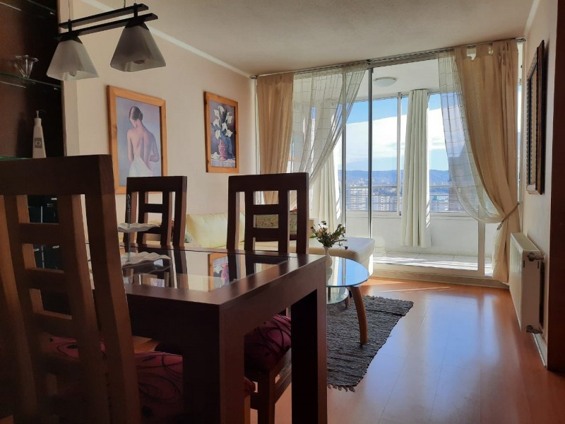 Hermoso Departamento Semi Amoblado en Viña del Mar.