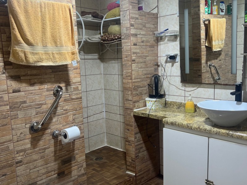 Amplia Casa en Belloto Norte