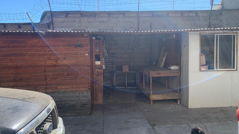 Propiedad Con Amplio Terreno en Recreo Bajo.