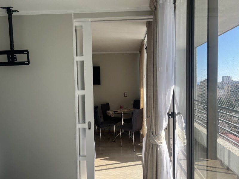 Departamento Amoblado Estilo Mariposa en el Centro de Viña