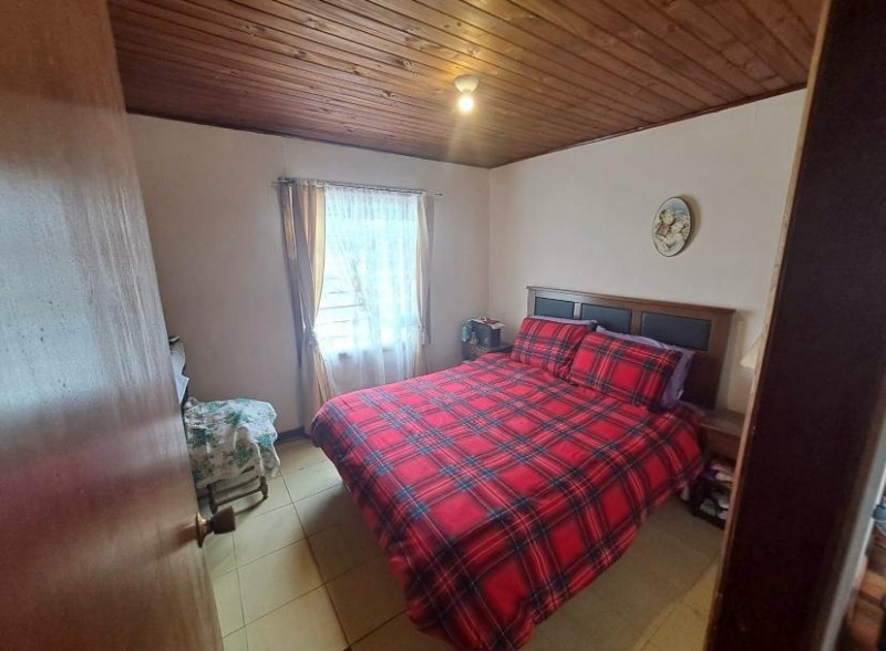 Acogedora Casa, Estilo Cabaña en Cerro Alegre.