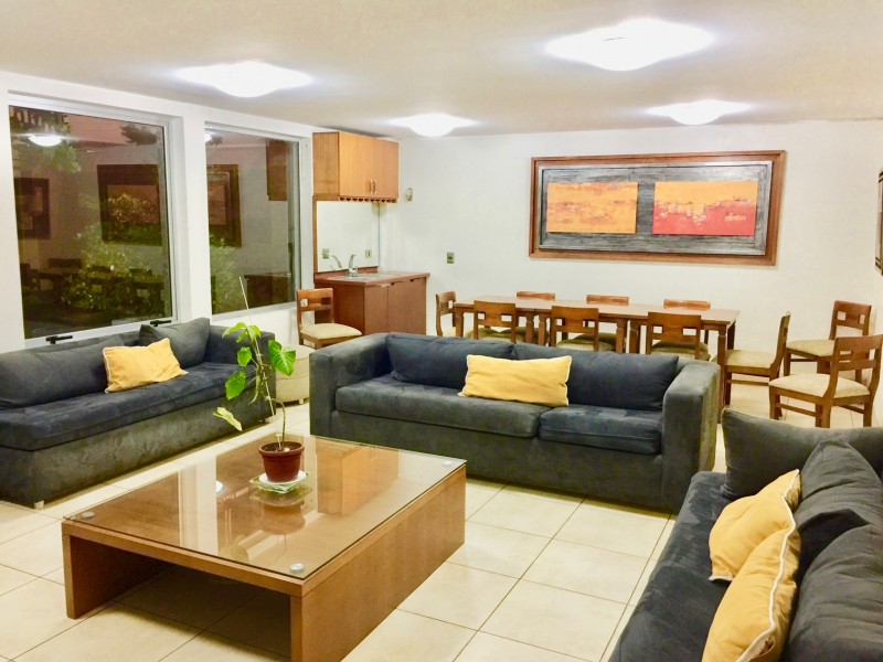 Acogedor Departamento Amoblado en Sector Poniente