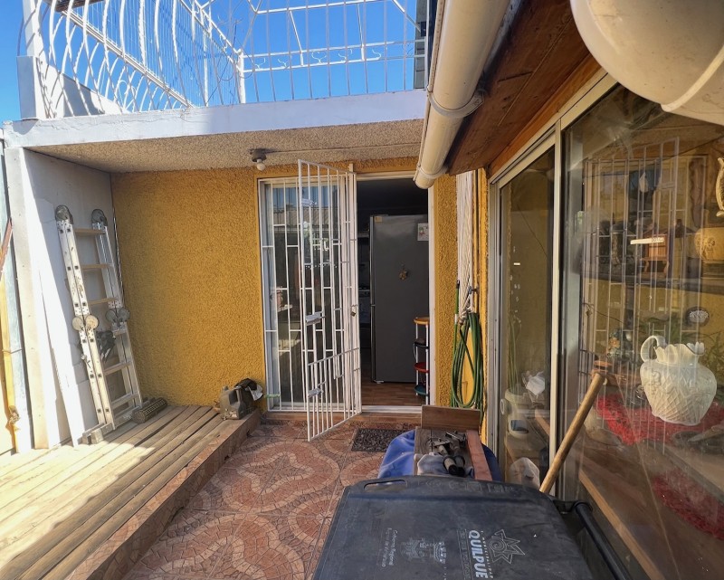 Amplia Casa en Belloto Norte