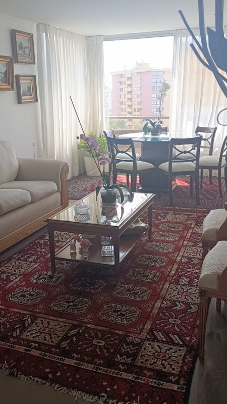 en Venta Amplio Departamento Con Vista Al Mar, Viña del Mar